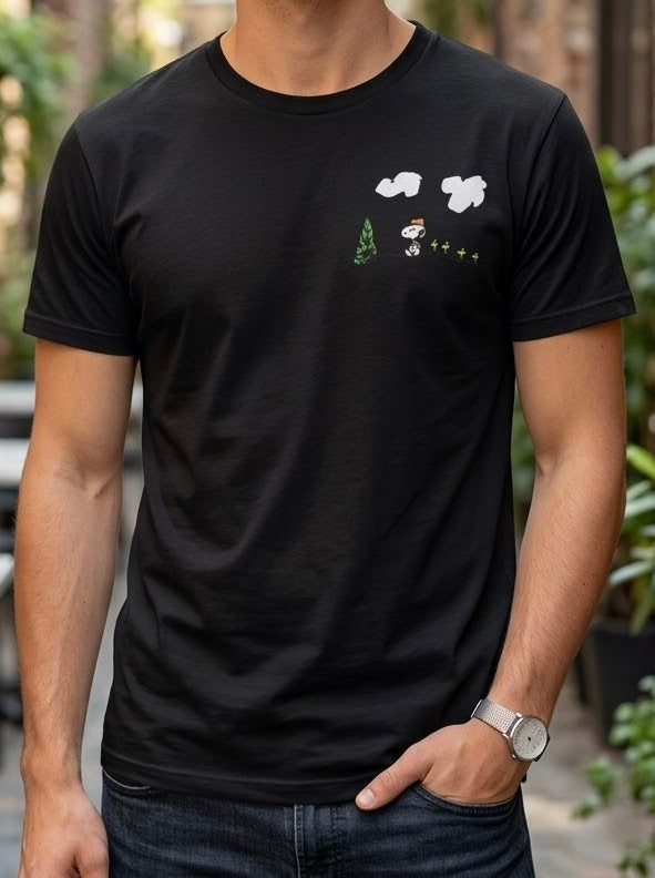 Playera Snoopy & Woodstock Detalle Pecho - Negro Clásico