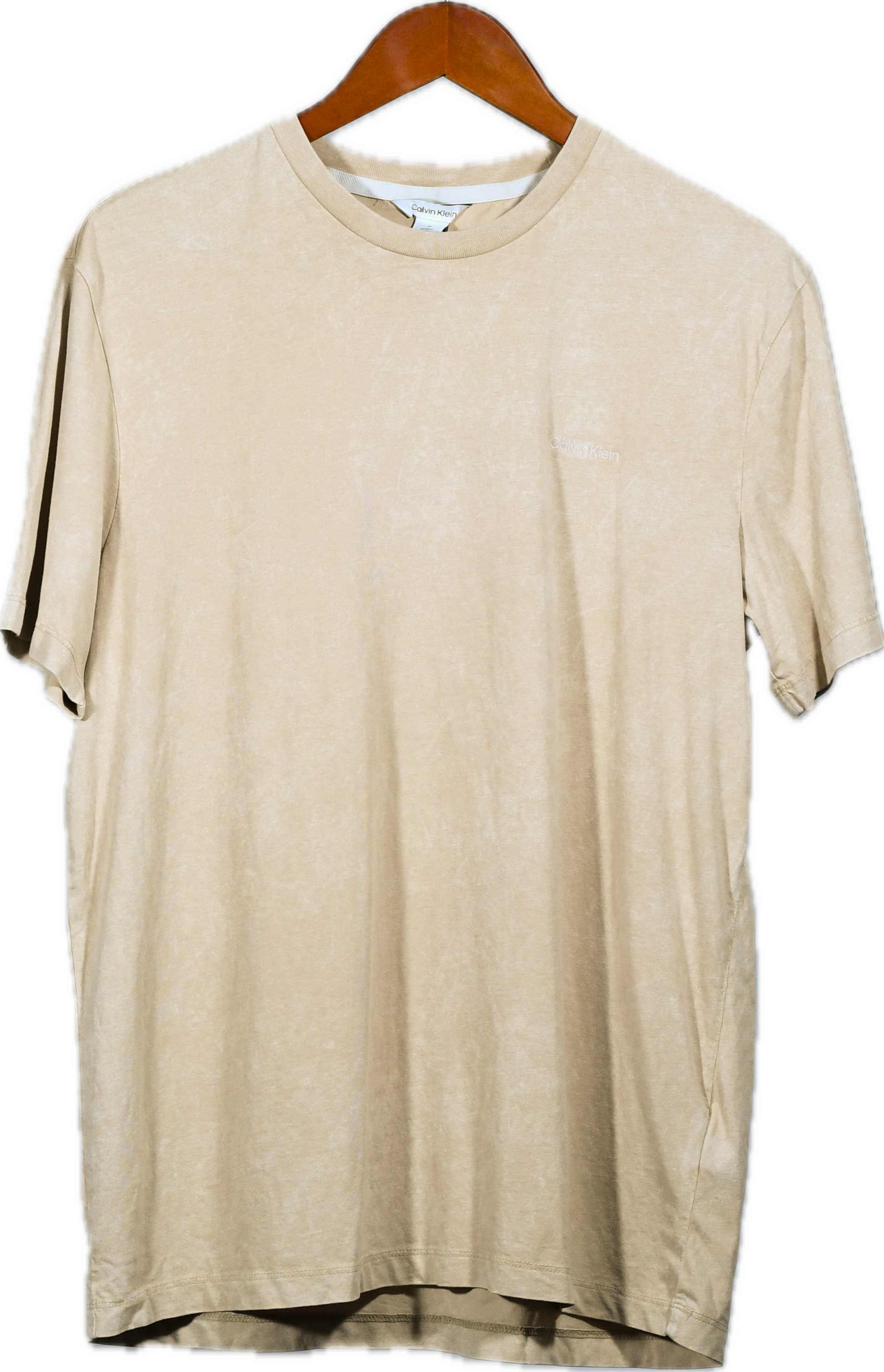 Playera Calvin Klein Color Arena con Logotipo Discreto