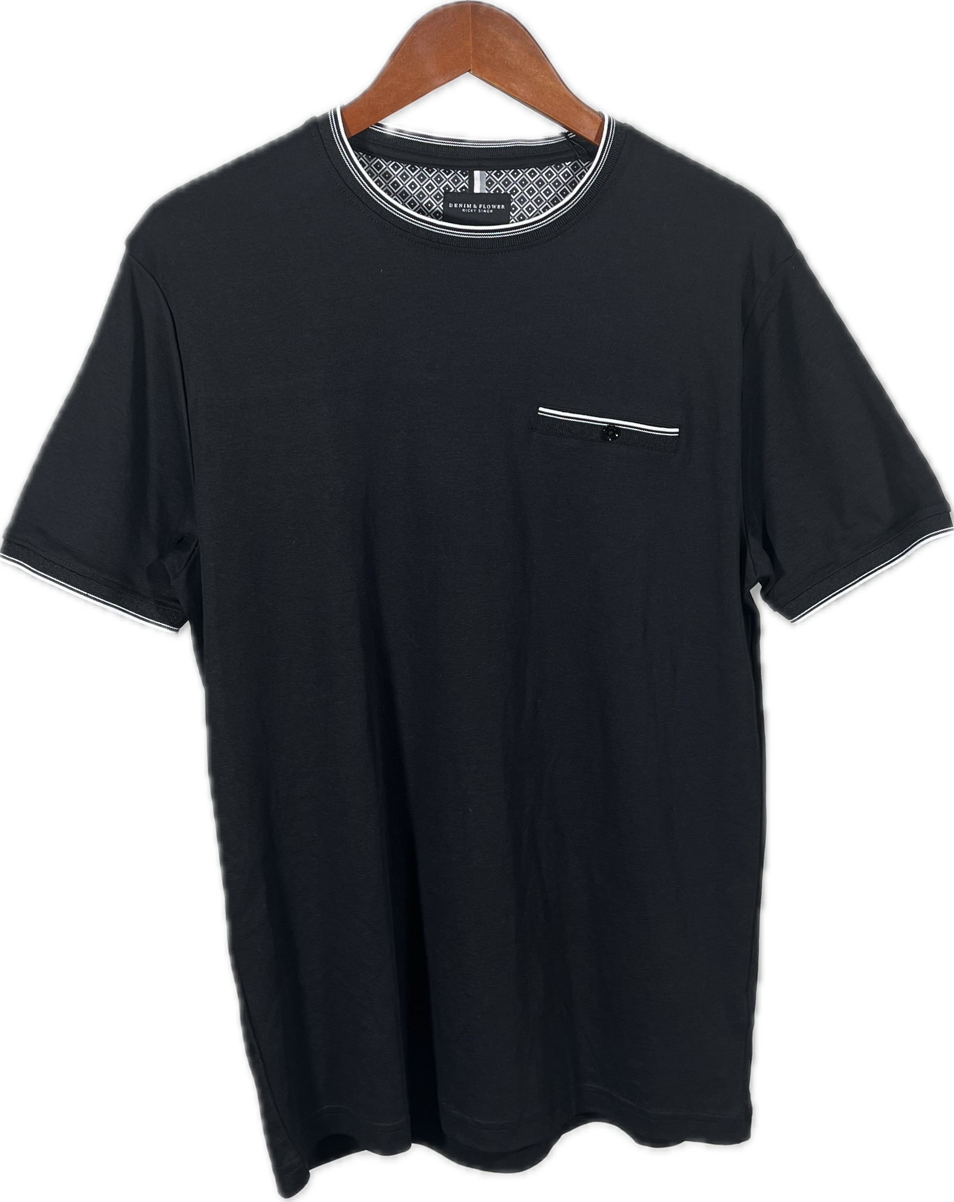Playera Negra de Cuello Redondo Denim & Flower para Hombre